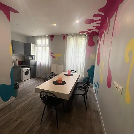 Two Floor With Theatre *